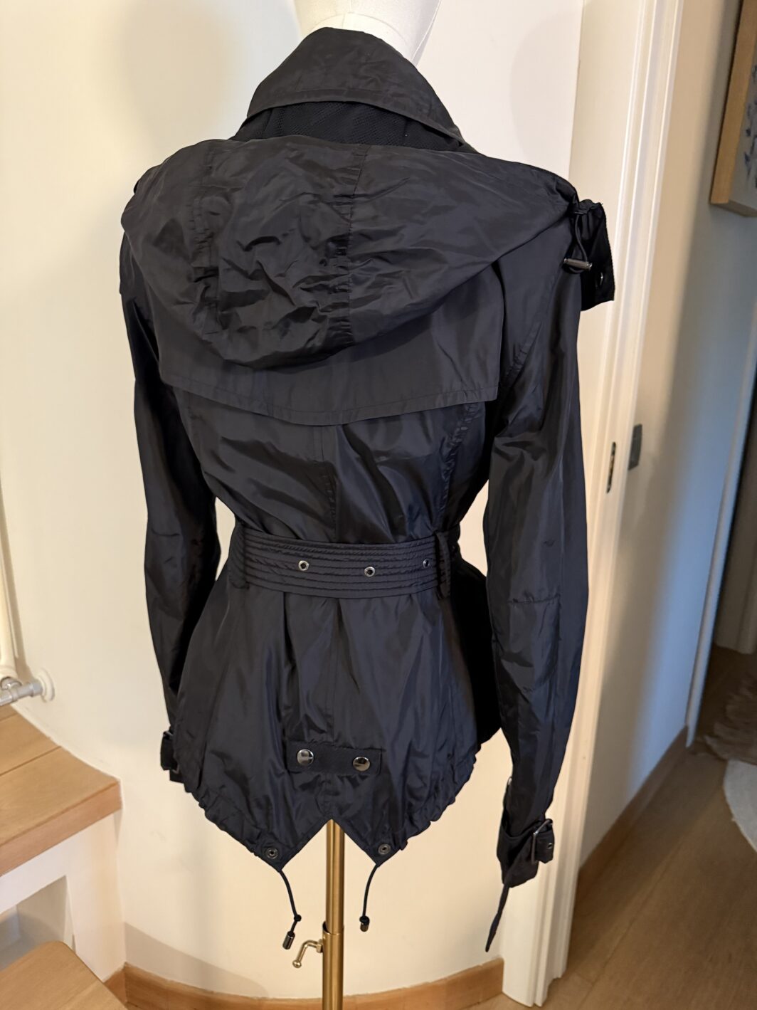 Trench corto Burberry - immagine 2